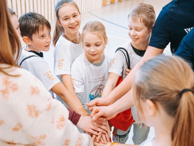 Dalība un panākumi konkursā “Sportland pirmie soļi basketbolā”