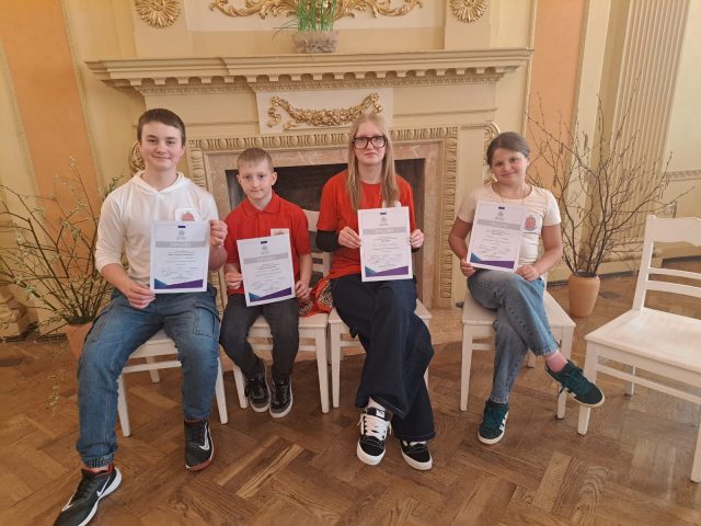 Stāstnieku konkursa “Anekdošu virpulis 2026” fināls